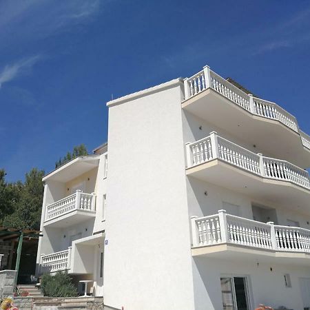 Apartments Prpic Сегет-Враница Экстерьер фото