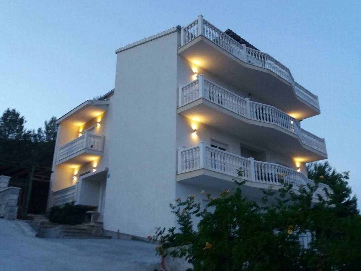 Apartments Prpic Сегет-Враница Экстерьер фото